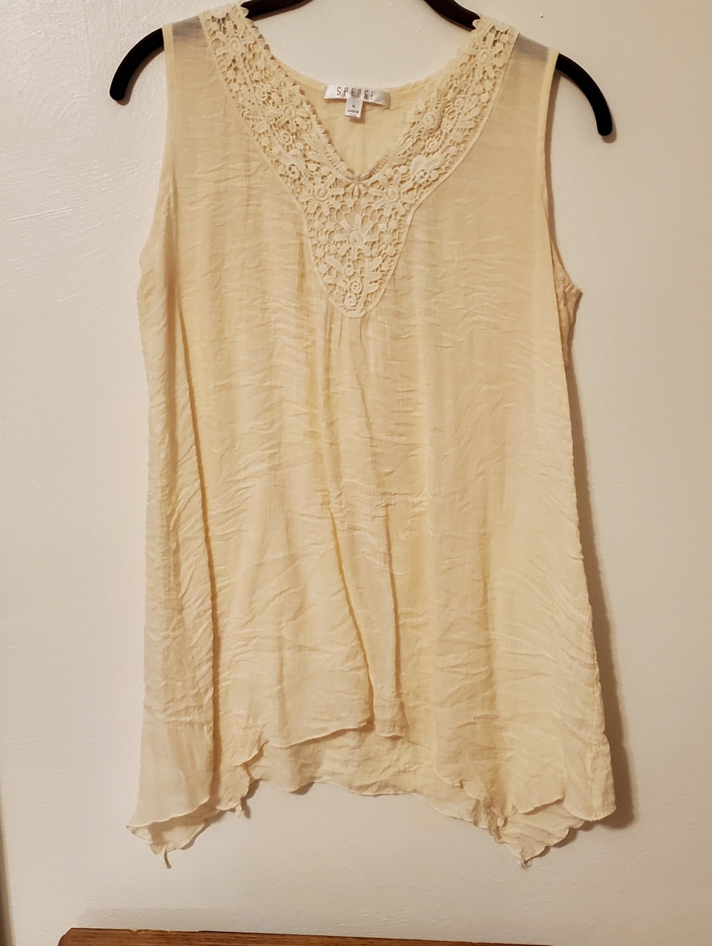 Spense Cream Crochet-Trim Sleeveless Tunic Tank Size Medium